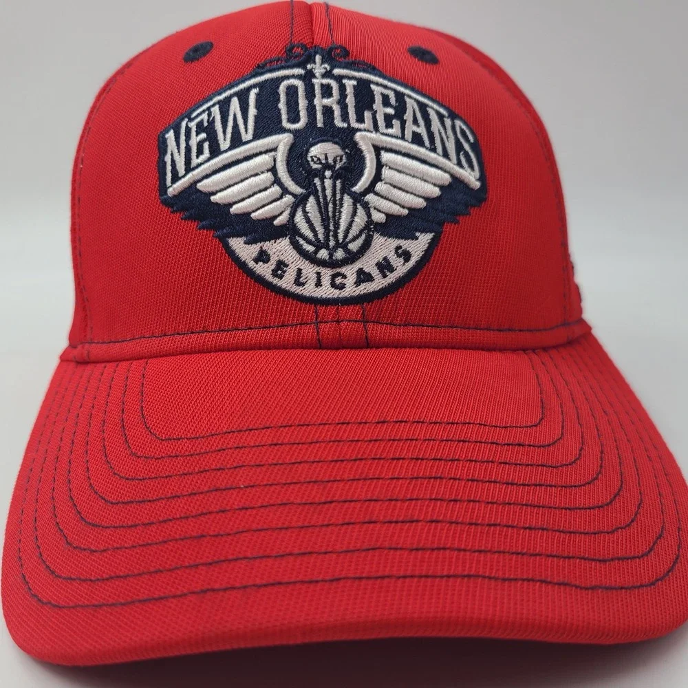 Youth New Orleans Pelicans Hat Fitted One Size Adidas Red White Blue NBA Boys